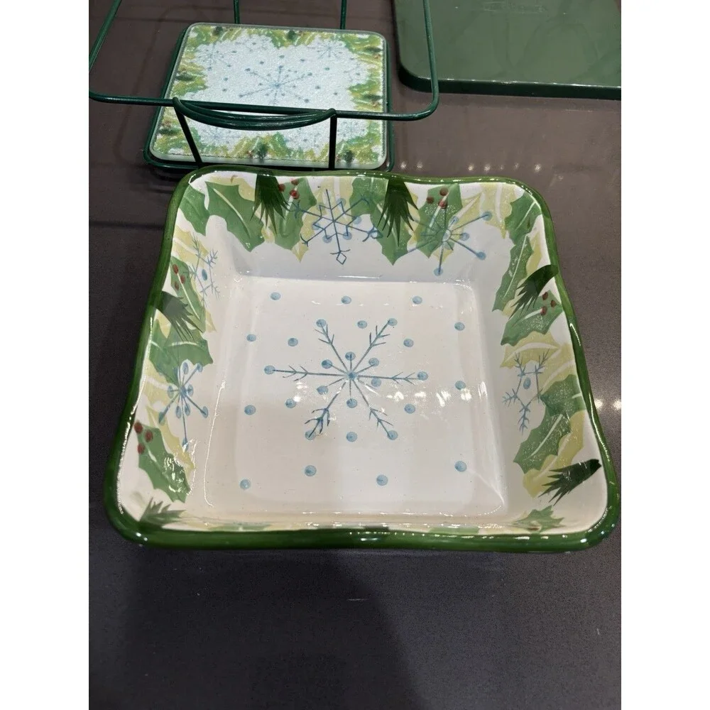 Temp-tations by Tara Hometown Christmas Medium Dish With Trivet Lid Wire Rack